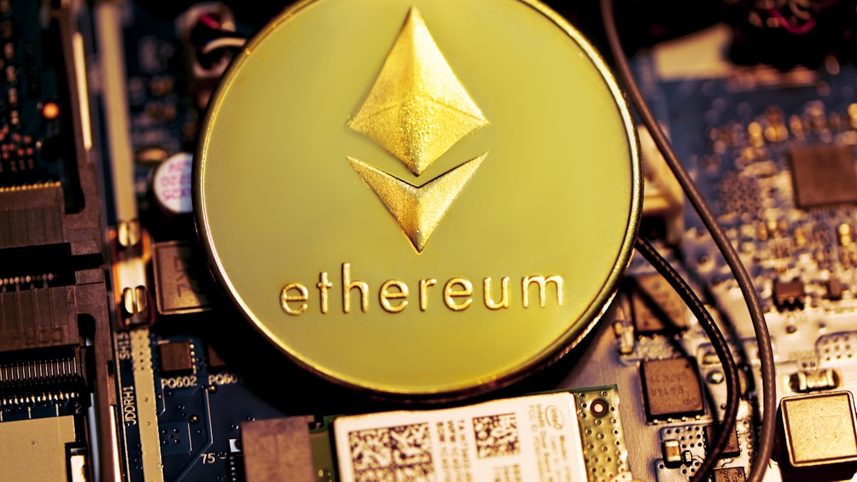 Ethereum despierta: por qué los ETF y el 'staking' están secando la oferta de la segunda mayor cripto